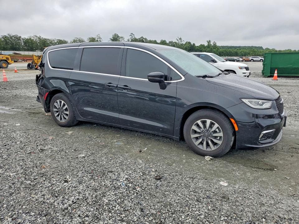 2022 CHRYSLER PACIFICA HYBRID TOURING L 4