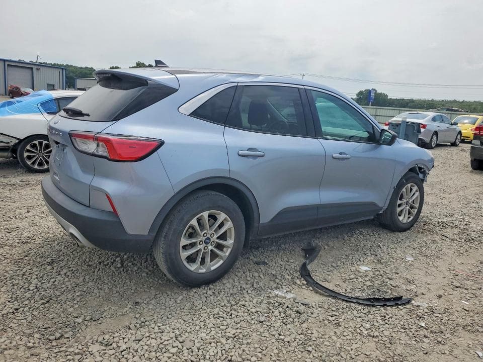 2022 FORD ESCAPE SE 3