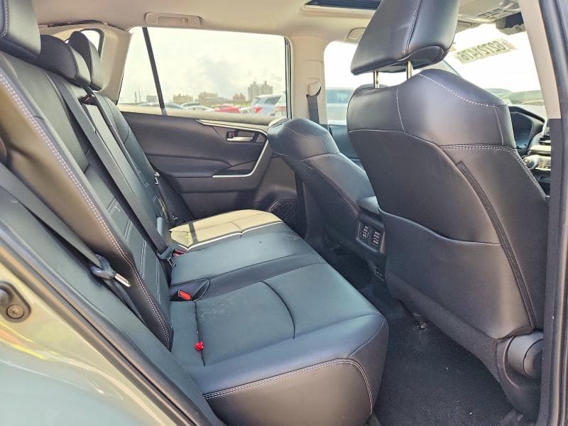 2023 TOYOTA RAV4 XLE PREMIUM 11