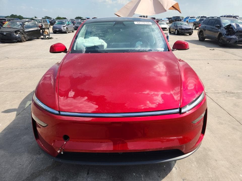 2026 TESLA MODEL  Y 5