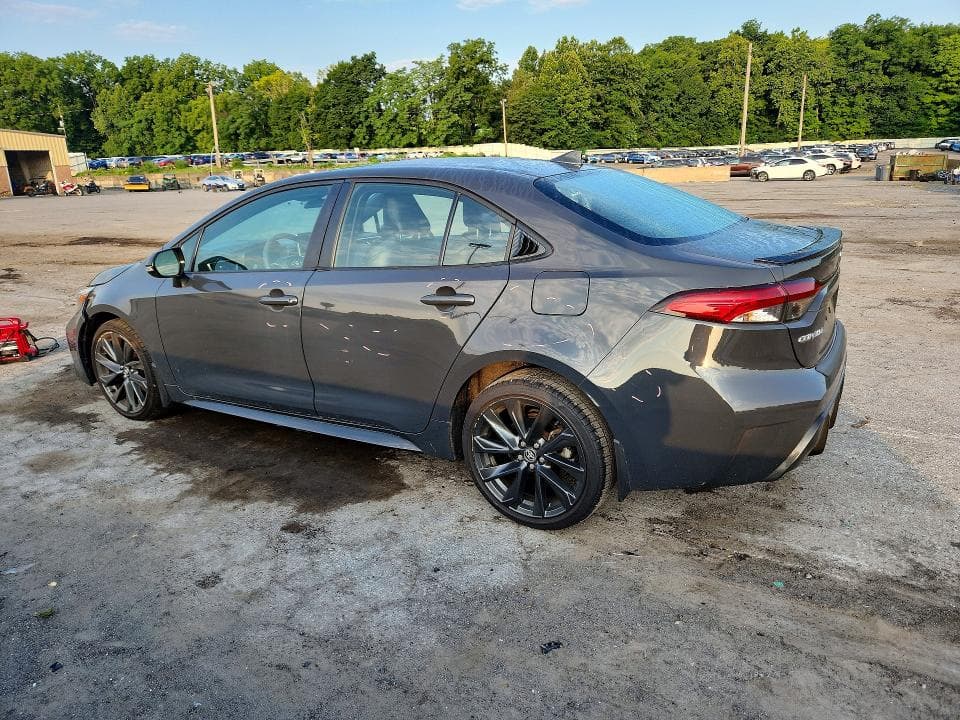2024 TOYOTA COROLLA XSE 2