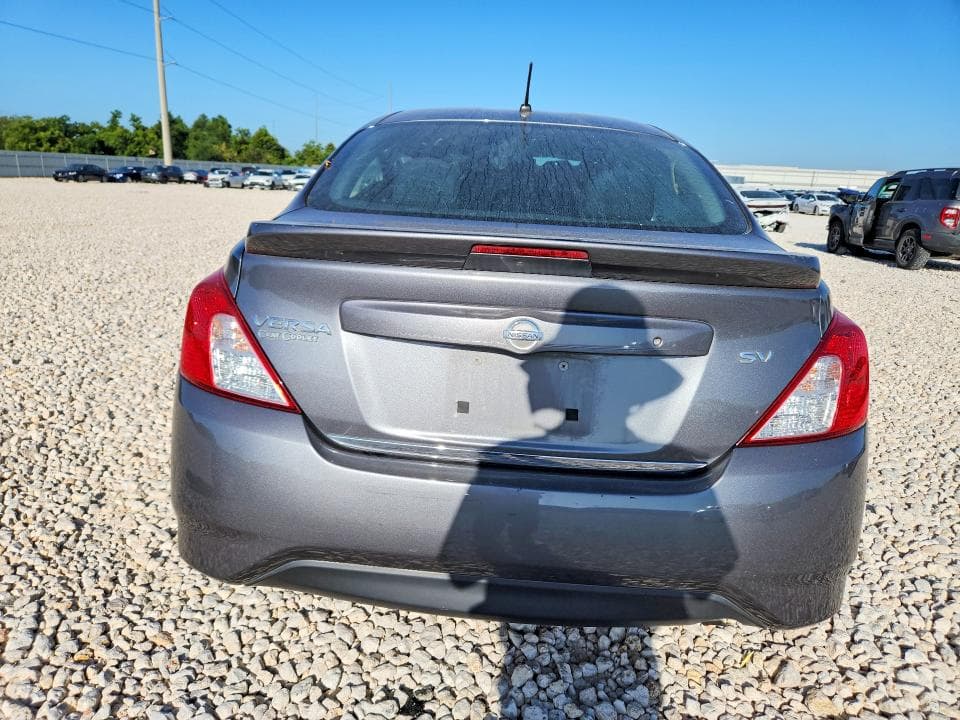 2017 NISSAN VERSA 1.6 SV 6
