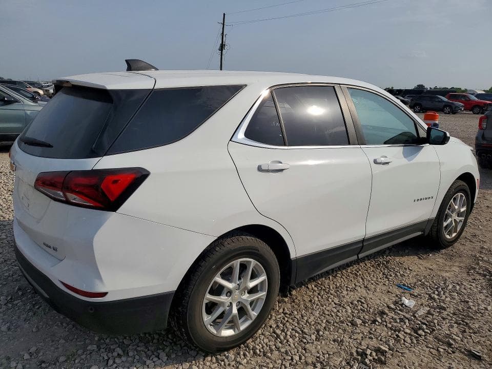 2023 CHEVROLET EQUINOX LT 3