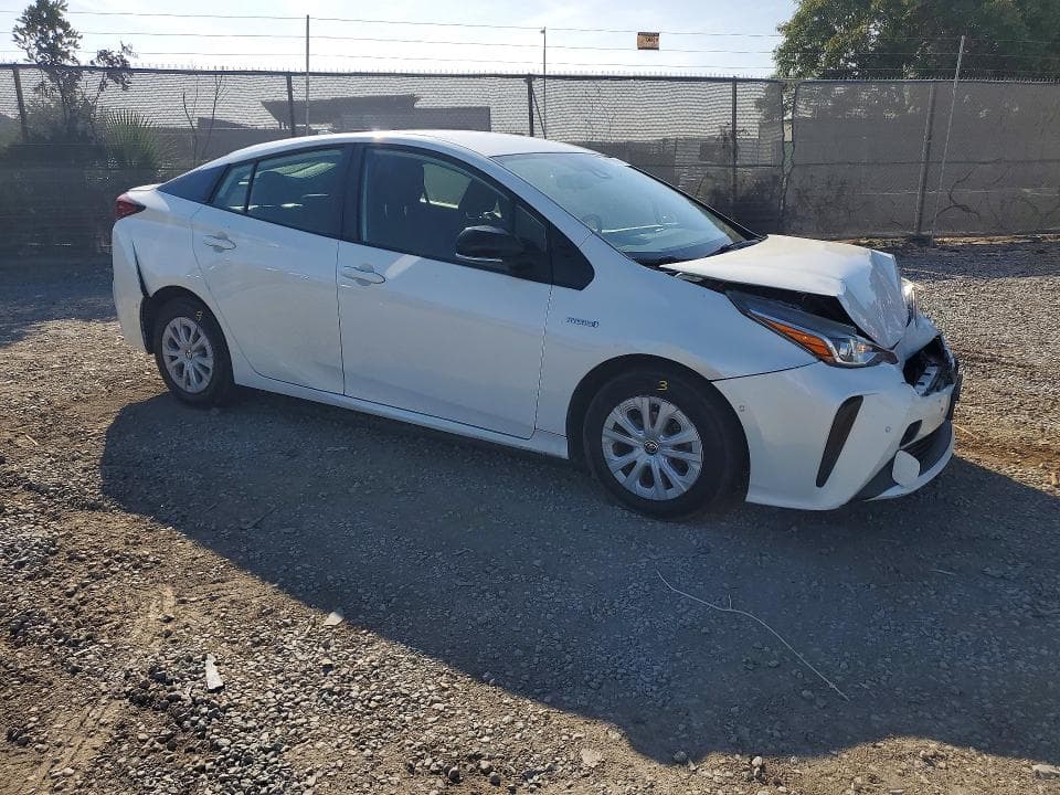 2019 TOYOTA PRIUS LE 4