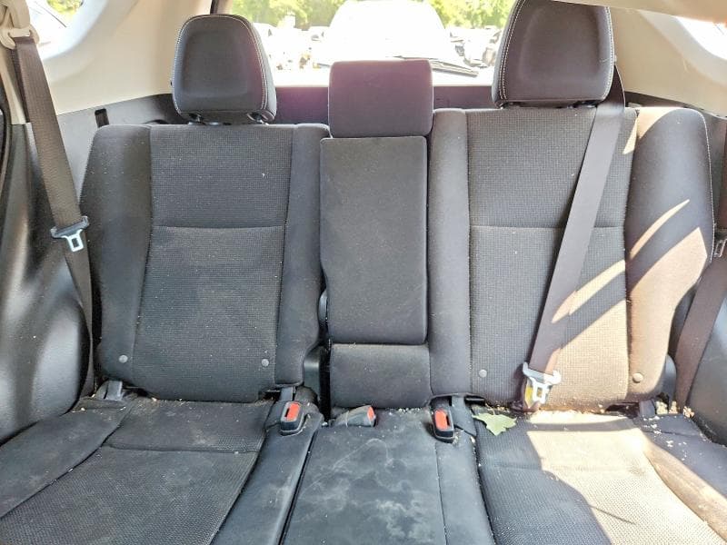 2018 TOYOTA RAV4 XLE 10