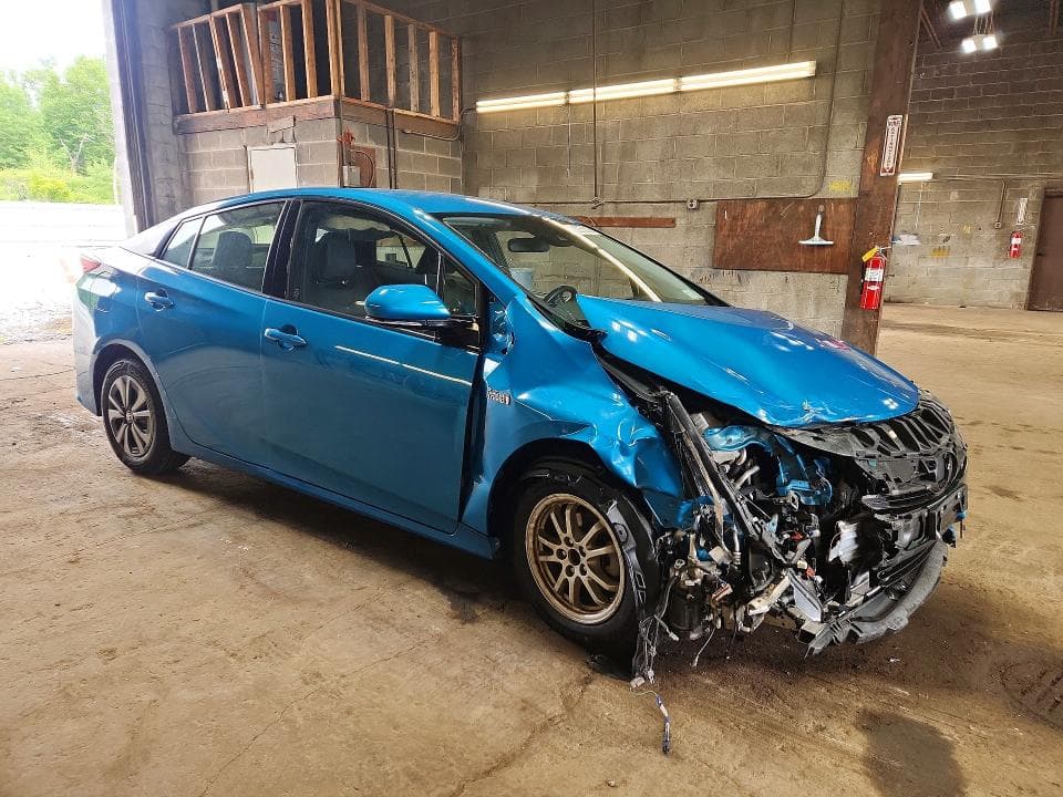 2017 TOYOTA PRIUS PRIME PREMIUM 4