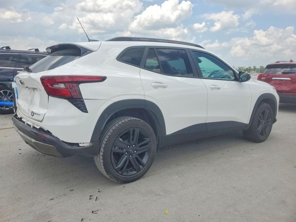 2025 CHEVROLET TRAX ACTIV 3