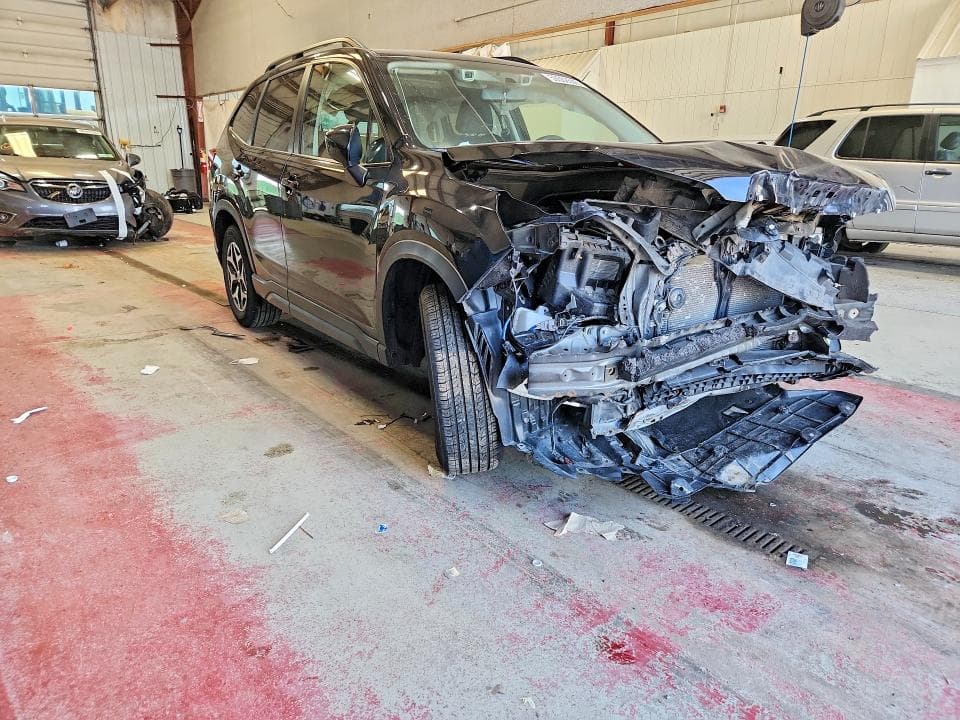 2019 SUBARU FORESTER PREMIUM 4