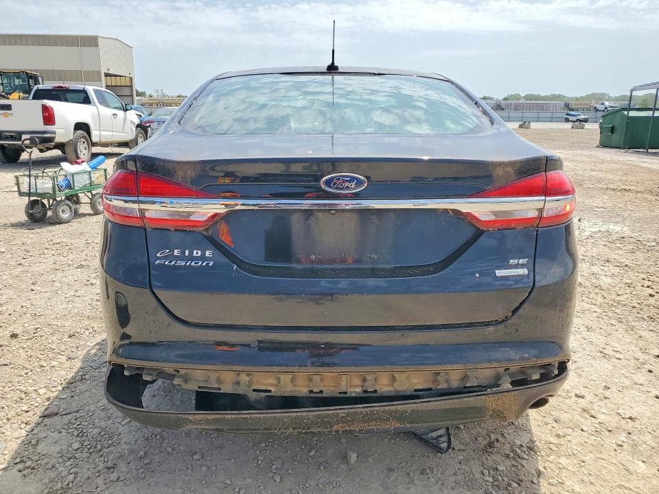 2018 FORD FUSION SE 6