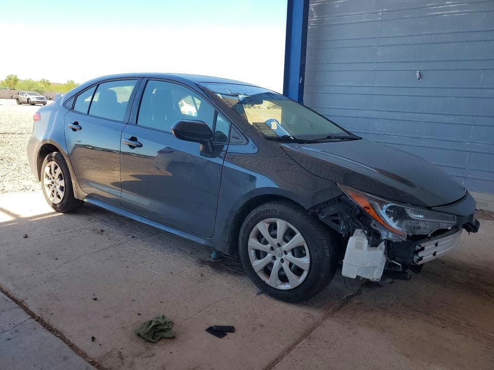 2024 TOYOTA COROLLA LE 4