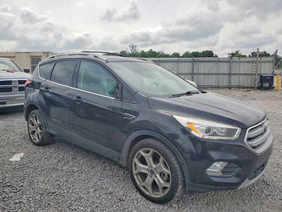 2018 FORD ESCAPE TITANIUM 4