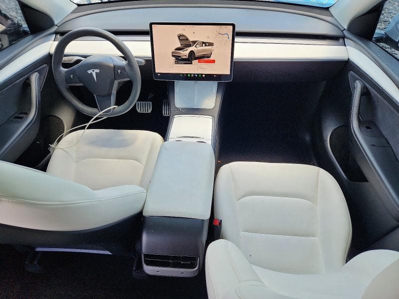 2022 TESLA MODEL Y 8