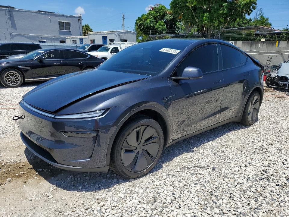 2026 TESLA MODEL Y - 1