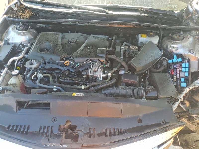 2018 TOYOTA CAMRY HYBRID XLE 11