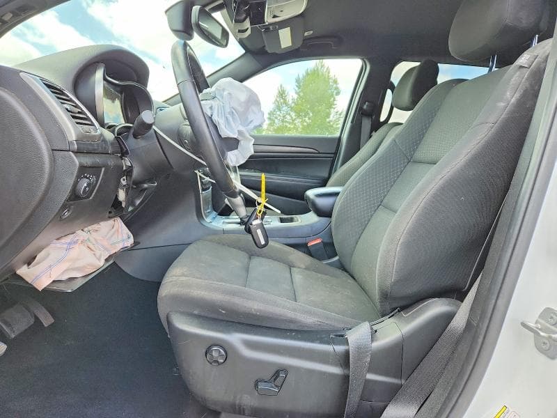 2019 JEEP GRAND CHEROKEE LAREDO 7