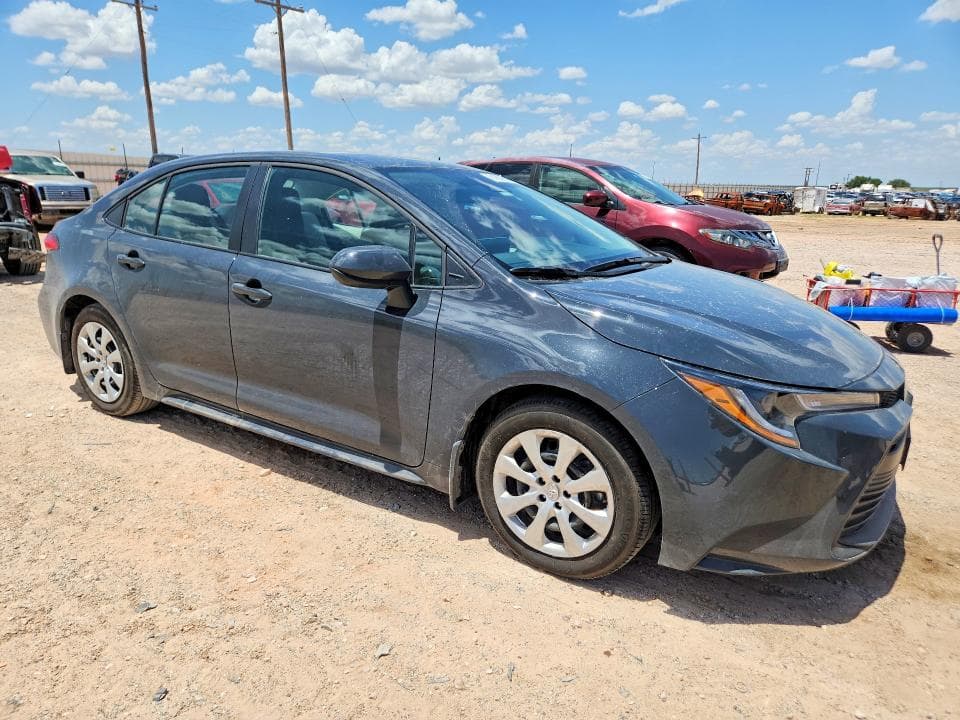2026 TOYOTA COROLLA LE 4