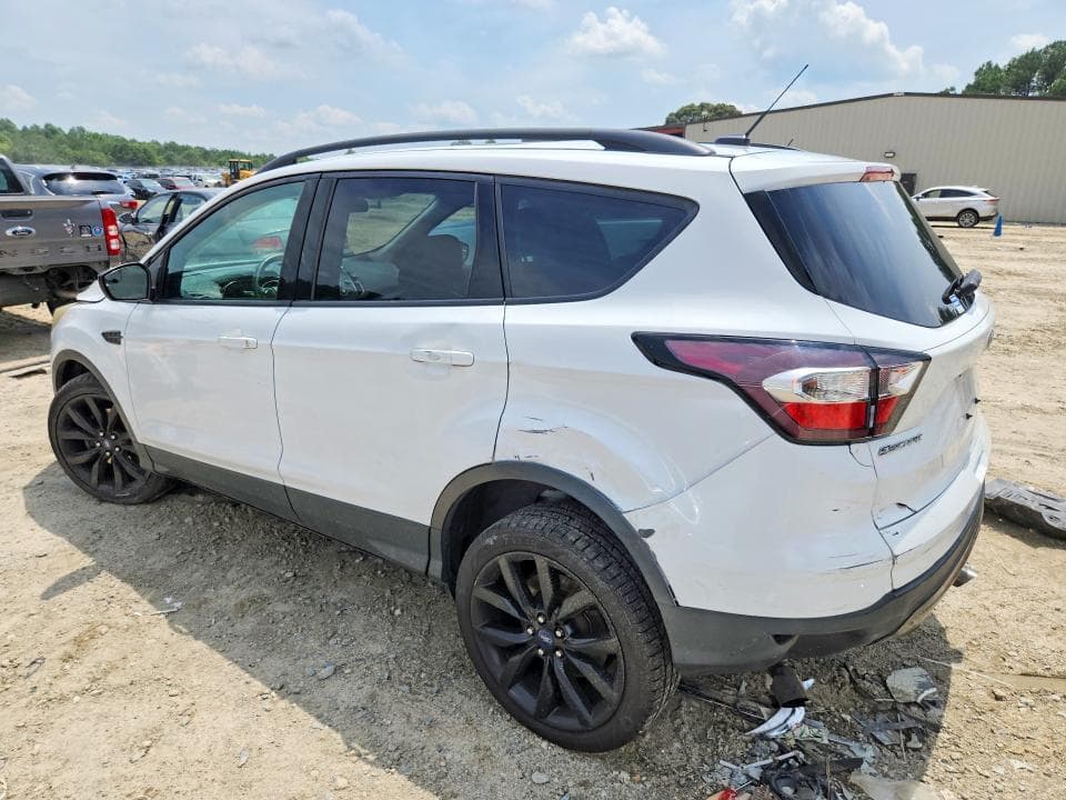 2017 FORD ESCAPE SE 2