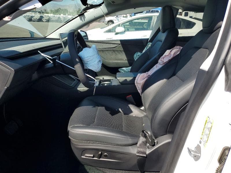 2026 TESLA MODEL Y 7