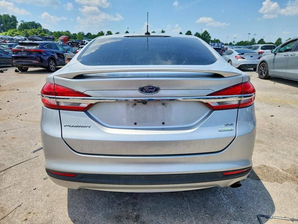 2018 FORD FUSION SE 6