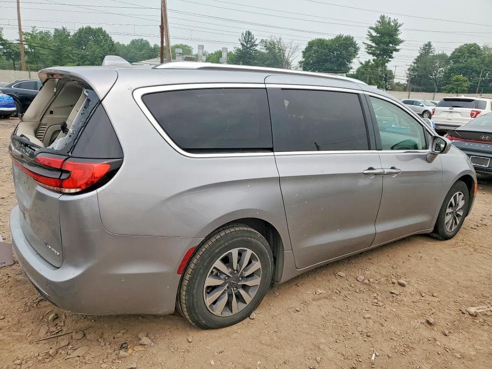 2021 CHRYSLER PACIFICA HYBRID TOURING L 3