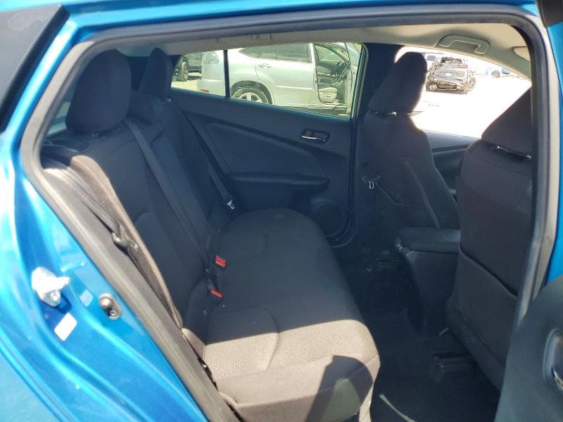 2019 TOYOTA PRIUS LE AWD-E 10