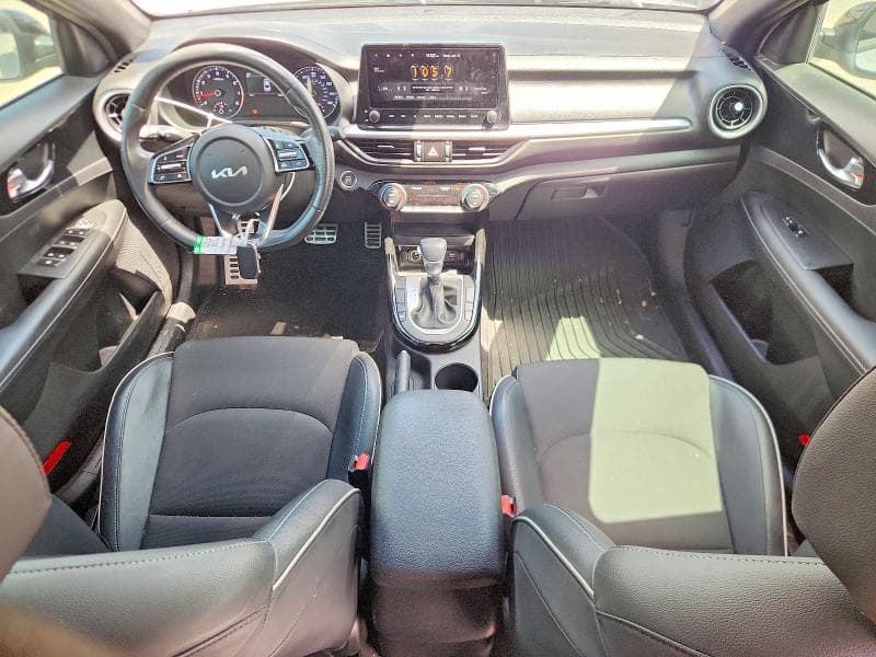 2022 KIA FORTE GT LINE 8