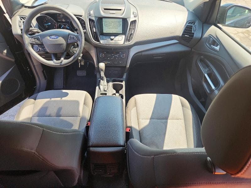 2017 FORD ESCAPE SE 8