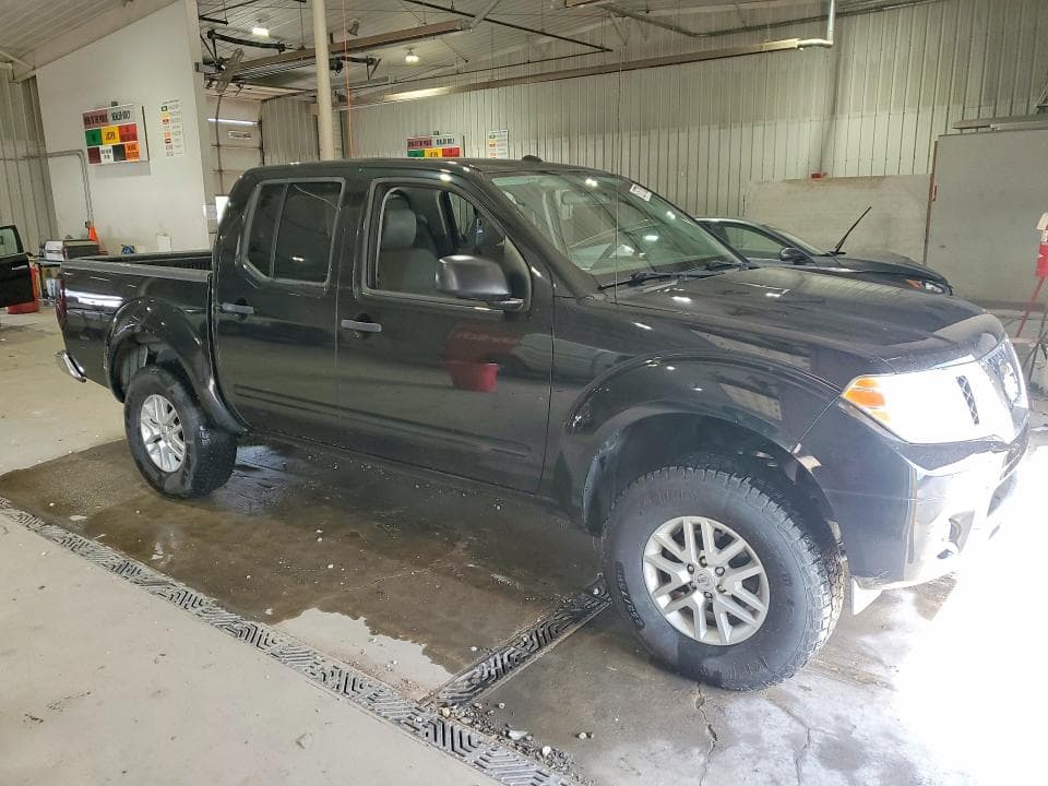 2017 NISSAN FRONTIER SV 4