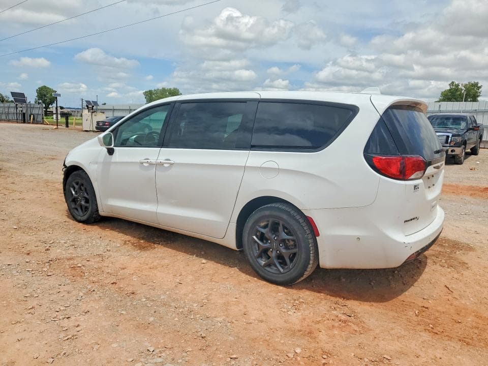 2019 CHRYSLER PACIFICA TOURING PLUS 2