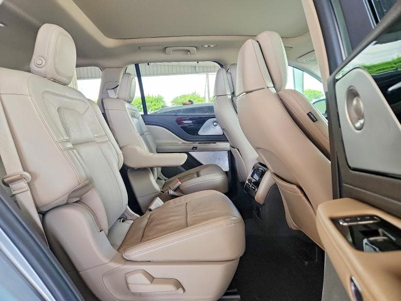 2020 LINCOLN AVIATOR RESERVE 11