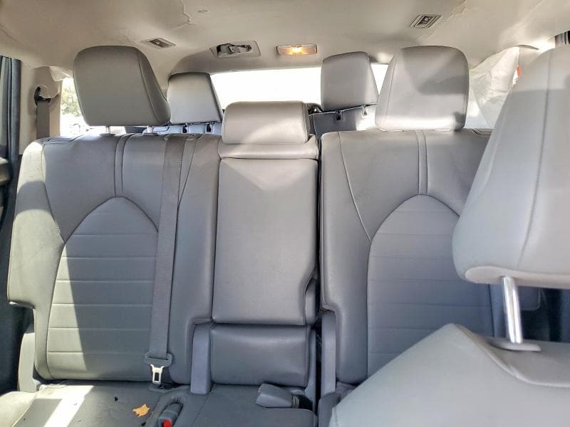 2023 TOYOTA HIGHLANDER HYBRID XLE 10