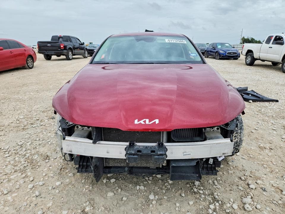 2022 KIA K5 LX 5