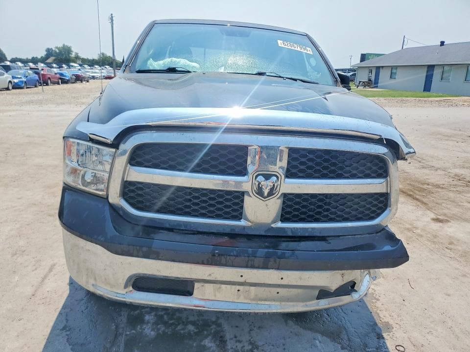 2019 RAM 1500 CLASSIC SLT 5