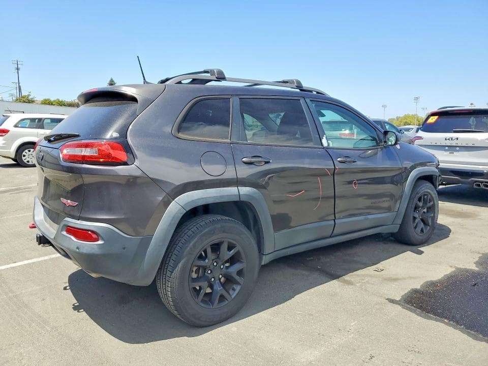2017 JEEP CHEROKEE TRAILHAWK 3