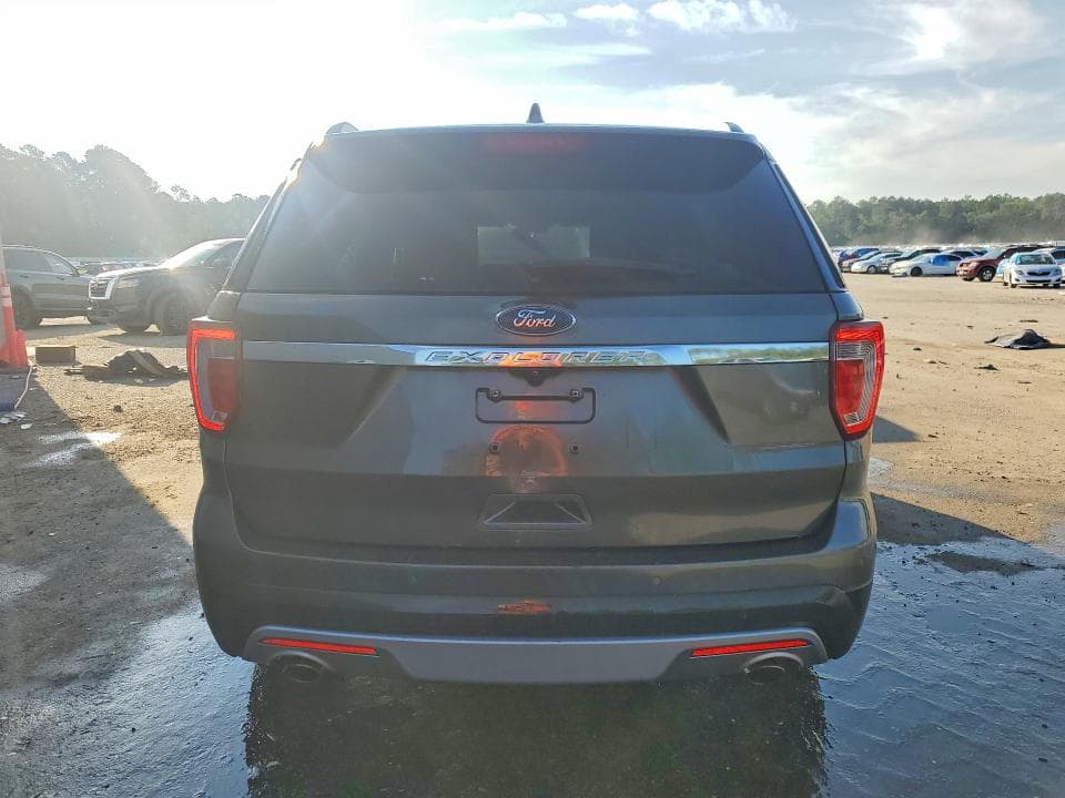 2017 FORD EXPLORER XLT 6