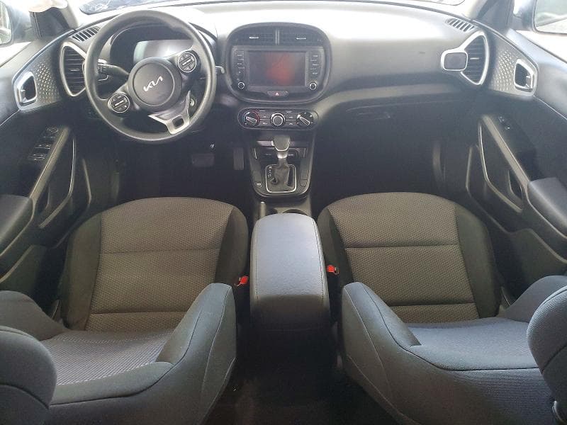 2025 KIA SOUL LX 8