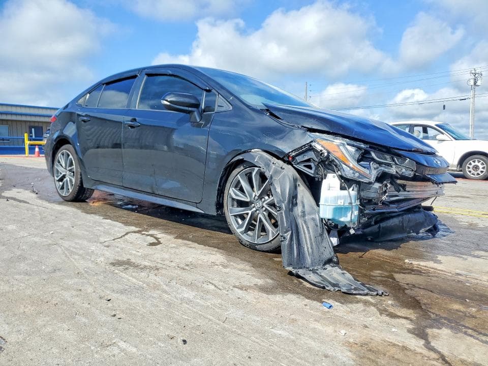 2021 TOYOTA COROLLA SE 4