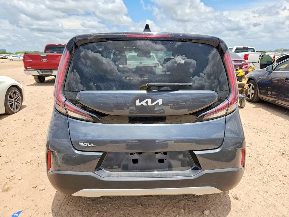 2024 KIA SOUL LX 6