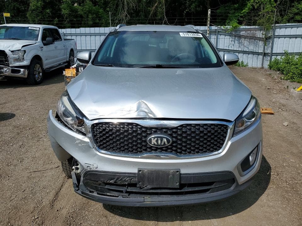 2017 KIA SORENTO L 5