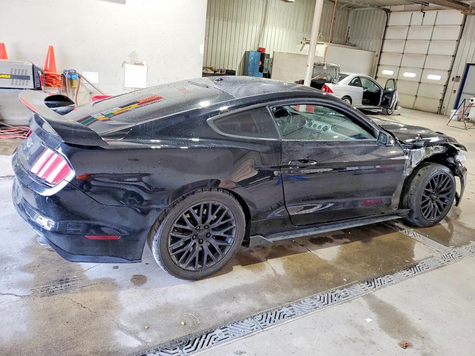2017 FORD MUSTANG GT 3