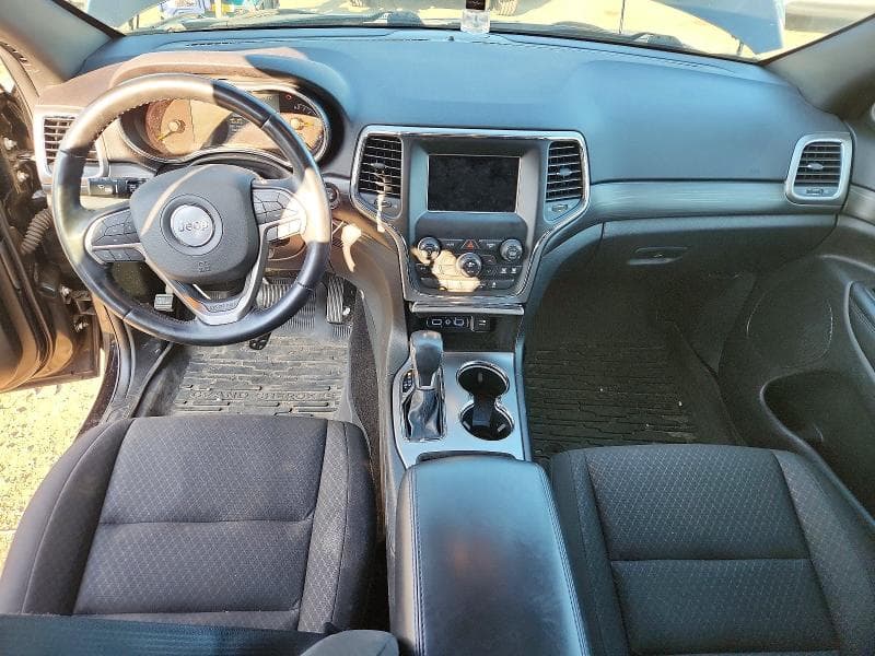 2021 JEEP GRAND CHEROKEE LAREDO 8