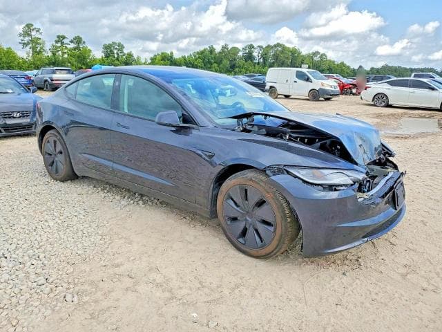 2026 TESLA MODEL 3 4