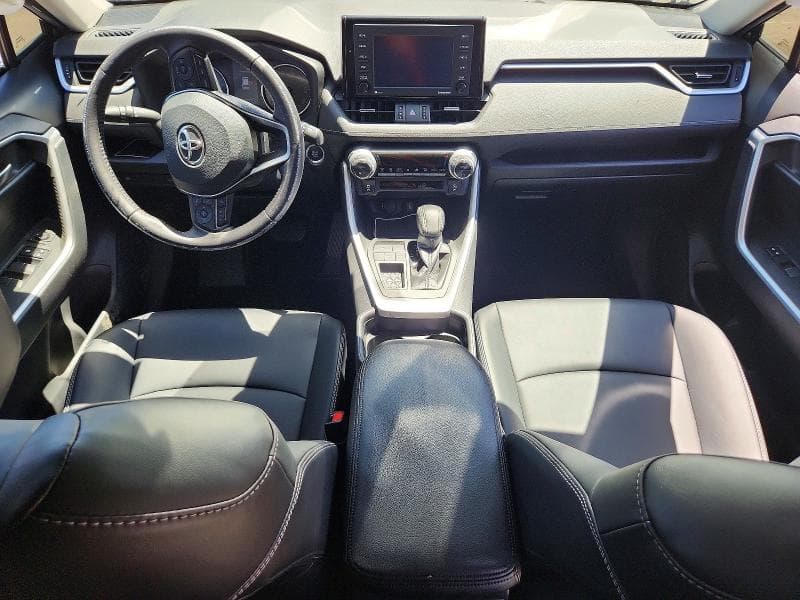 2021 TOYOTA RAV4 XLE PREMIUM 8