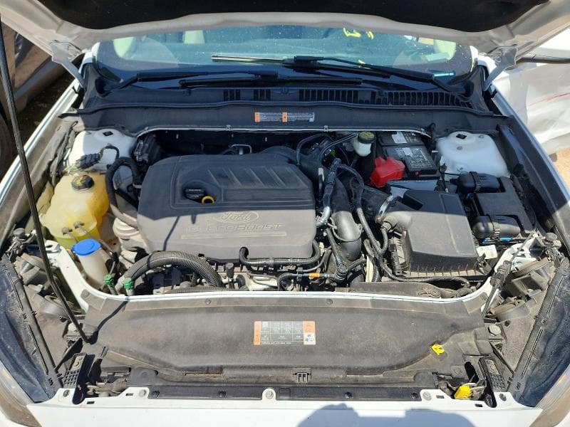 2017 FORD FUSION SE 11