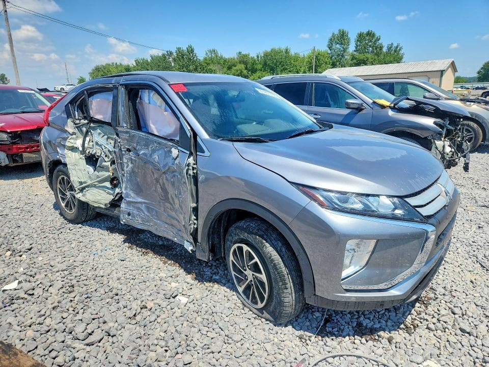 2020 MITSUBISHI ECLIPSE CROSS ES 4