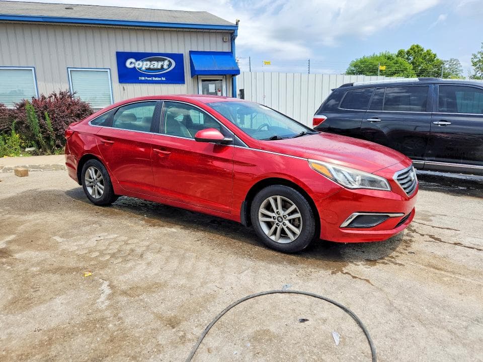 2017 HYUNDAI SONATA SE 4