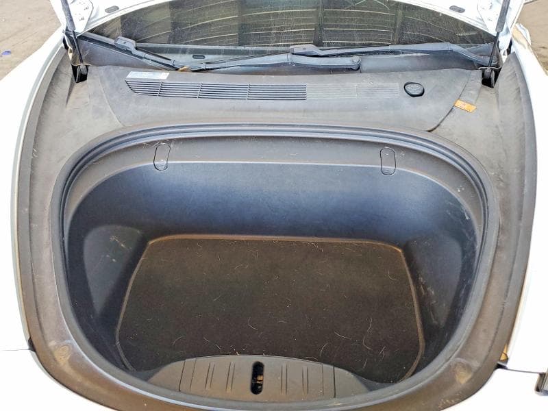 2018 TESLA MODEL 3 11