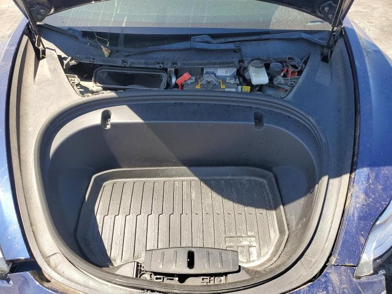 2020 TESLA MODEL 3 11