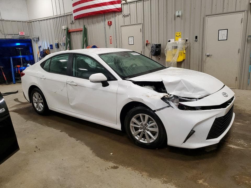 2025 TOYOTA CAMRY LE 4