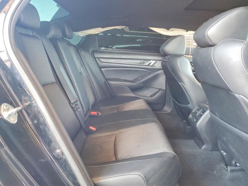 2021 HONDA ACCORD SPORT 10